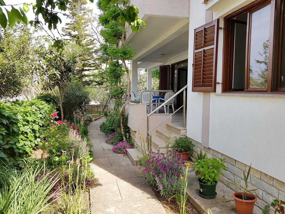 Apartments Monica Novalja Exterior photo