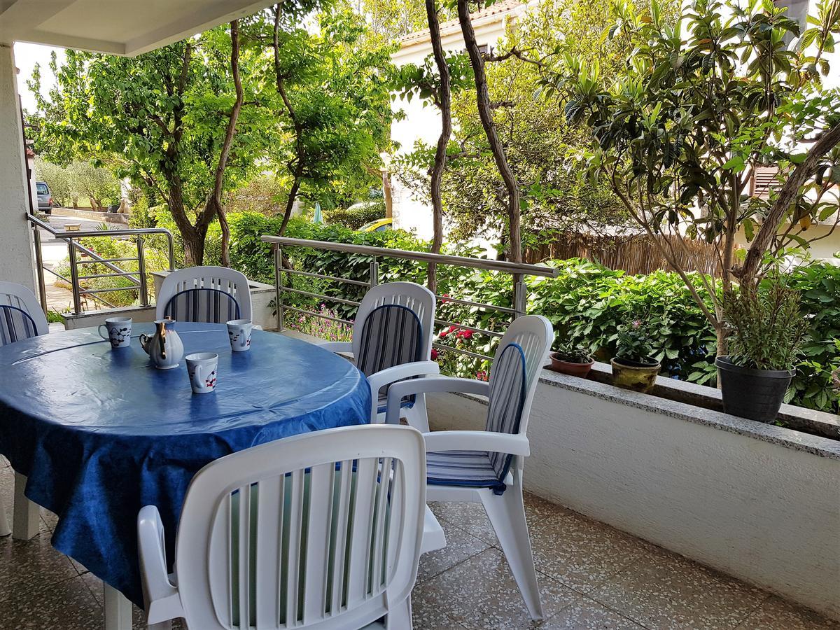 Apartments Monica Novalja Exterior photo